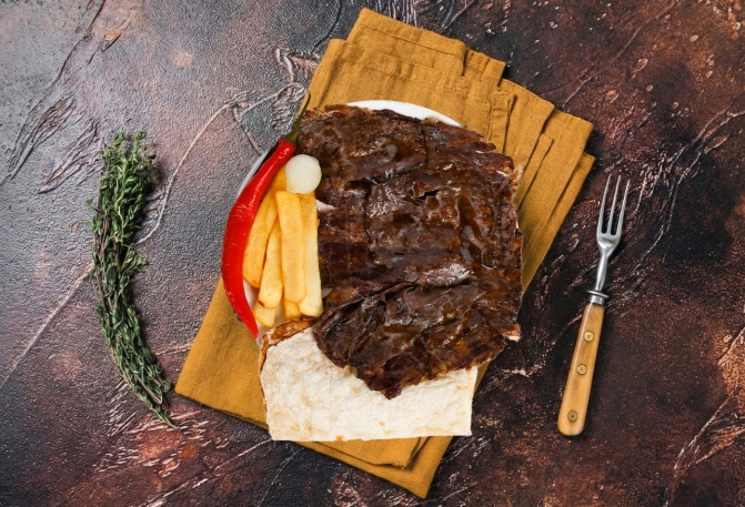 Lavaş Üstü Döner